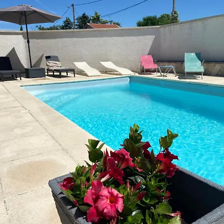 Maison Entiere 4 Lits 8 Pl Avec Jacuzzi Proche Du Safari De Peaugres Anneyron
