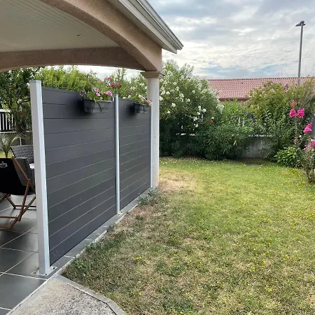 Bed & Breakfast Maison Entiere 4 Lits 8 Pl Avec Jacuzzi Proche Du Safari De Peaugres *