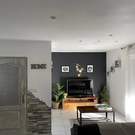 Bed & Breakfast Maison Entiere 4 Lits 8 Pl Avec Jacuzzi Proche Du Safari De Peaugres